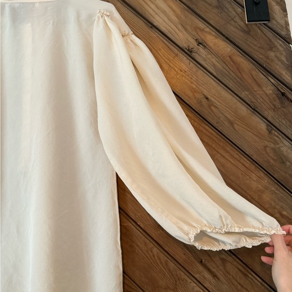 See By Chloe Silk Viscose Pleated blouse top size 4 - Picture 4 of 12